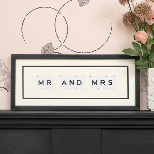 Mr and Mrs frames